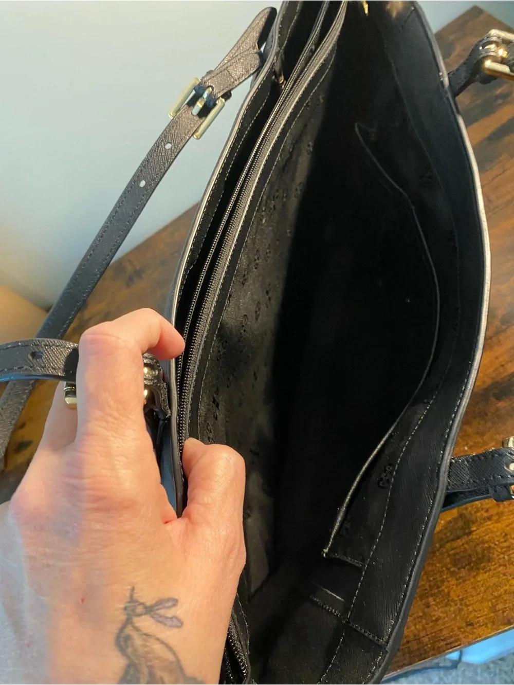 Tory Burch Black Saffiano Tote with Gold Logo Flaw